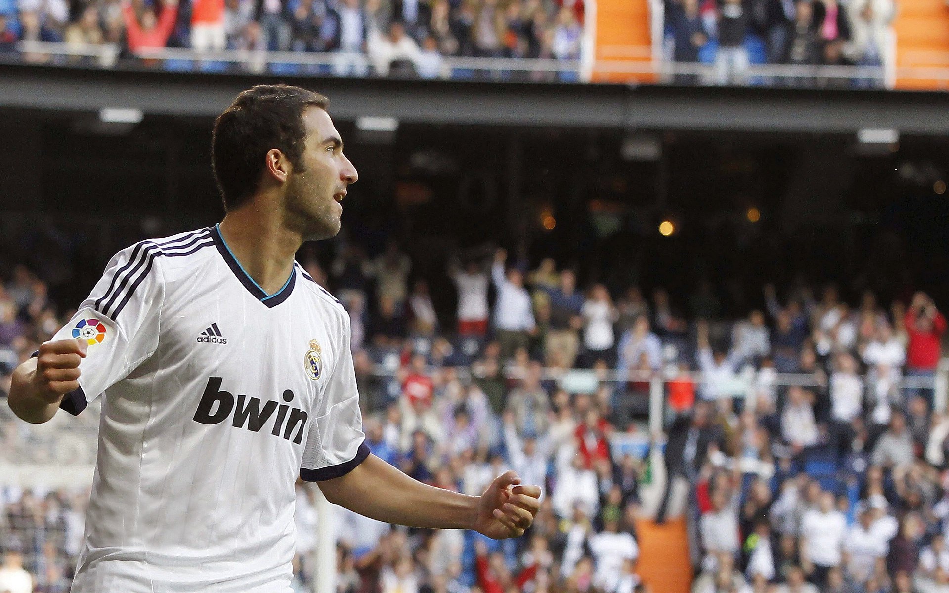 爱游戏体育平台-球队补强方案：豪门如何打造冠军阵容？，球队补强什么意思